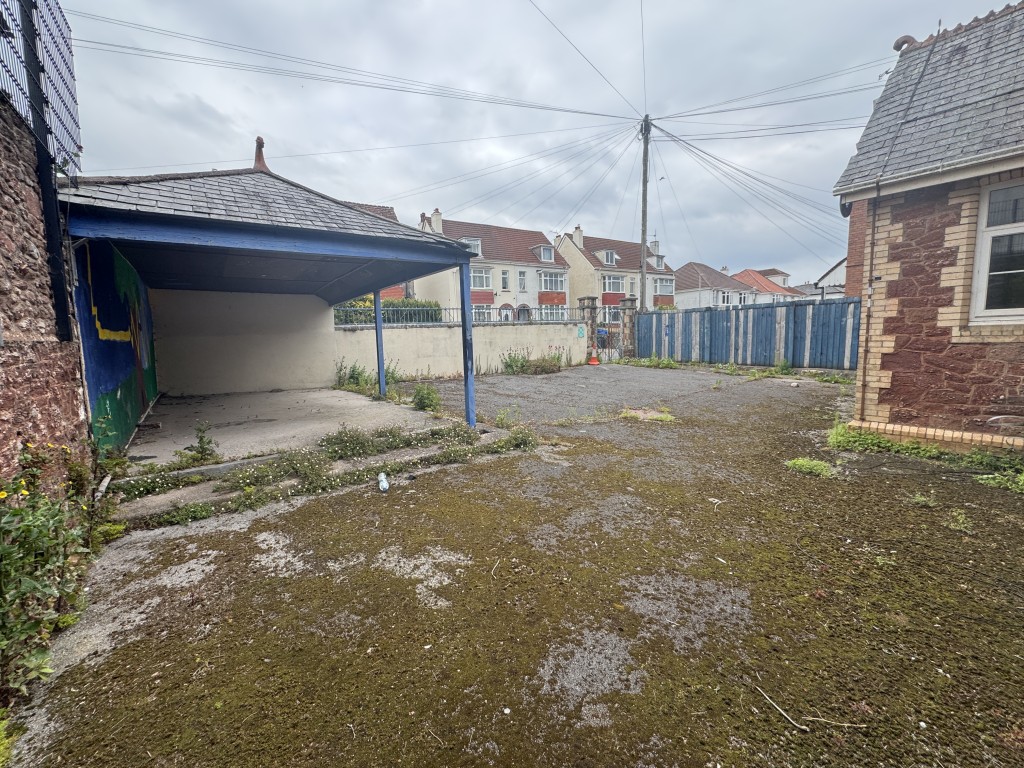 Lot: 26 - DETACHED FORMER SCHOOL HOUSE WITH POTENTIAL - Outside looking back to the road